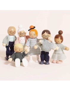 LA FAMILLE DE POUPÉES 2