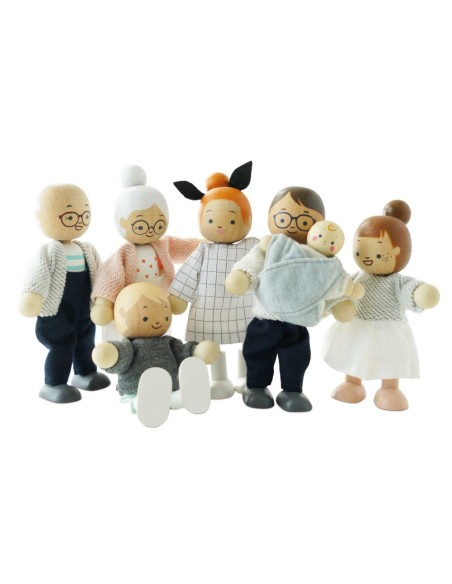 LA FAMILLE DE POUPÉES