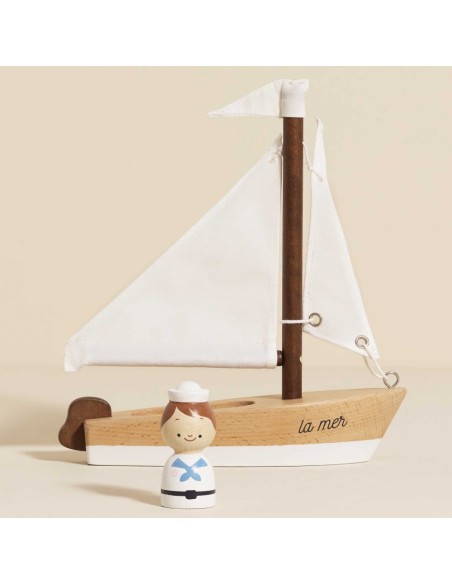 LE VOILIER & SON CAPITAINE