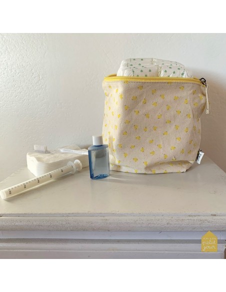 Trousse les poussins