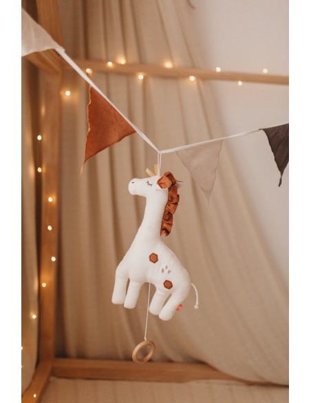 Petite peluche musicale Girafe
