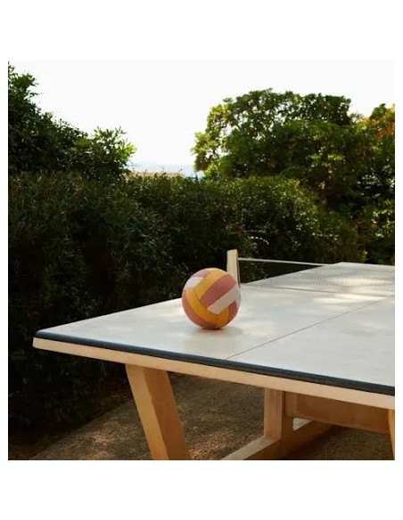 Ballon de volley rose