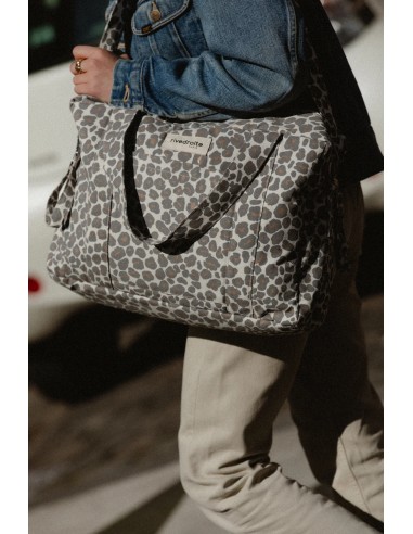Grand Darcy Grey Leopard