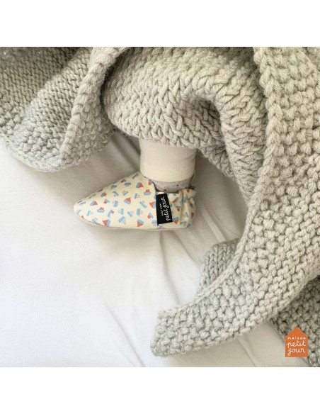 MES PREMIERS CHAUSSONS 6-12 MOIS LES BTEAUX