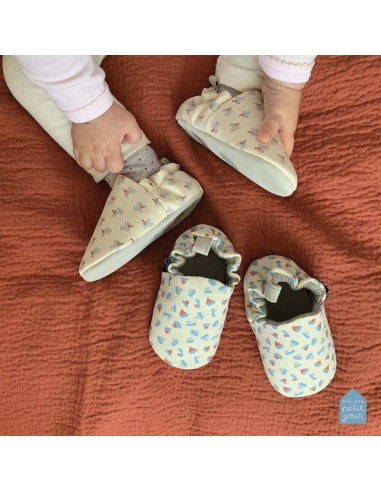 MES PREMIERS CHAUSSONS 3-6 MOIS LES BTEAUX