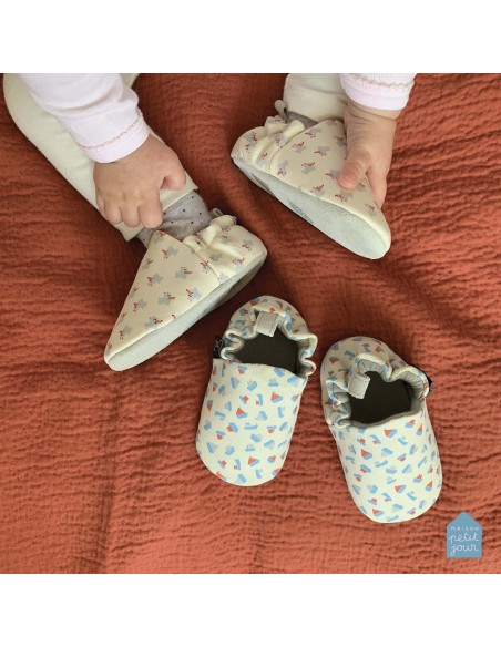 MES PREMIERS CHAUSSONS 3-6 MOIS LES BTEAUX