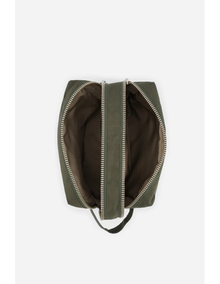 Charonne la trousse de toilette