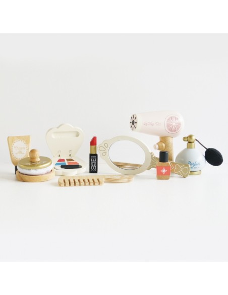 TROUSSE DE BEAUTÉ DES STARS