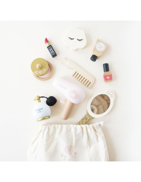 TROUSSE DE BEAUTÉ DES STARS